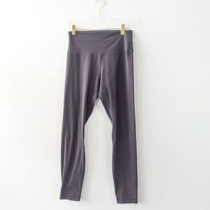 Lululemon Crop Leggings 6 Small Black Basic‎ Athleisure Lightweight Casual 26x24